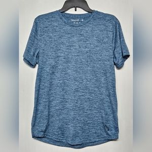 Abercrombie & Fitch soft collection moisture wicking size M